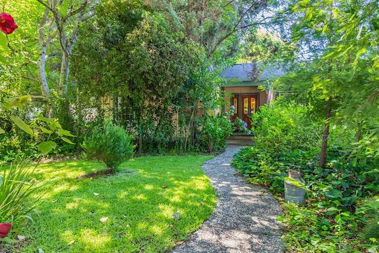 494 Westside Road Healdsburg, CA 95448