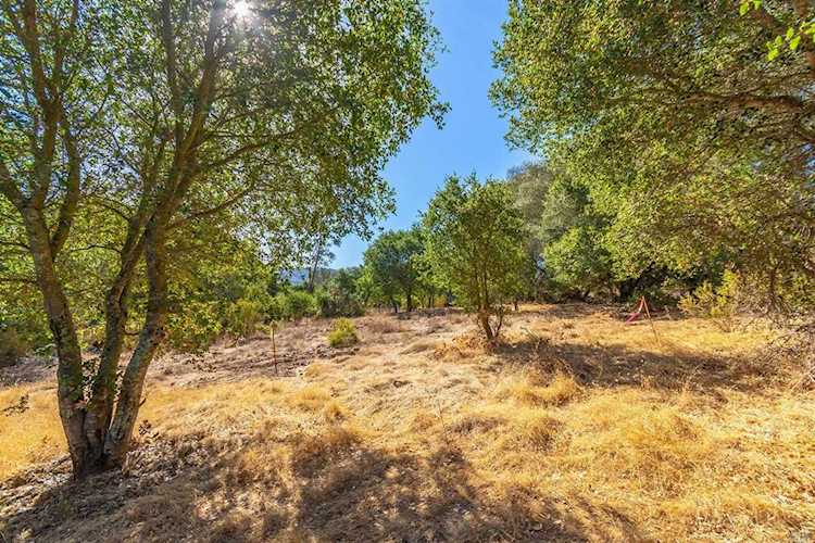1137 1st Avenue Napa, CA 94558
