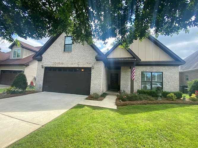 204 Prestwick Dothan, AL 36305