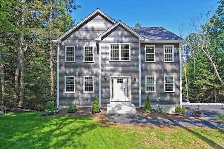 59 New Boston Rd Sturbridge, MA 01566
