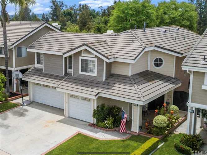 1381 Robert Court Brea, CA 92821