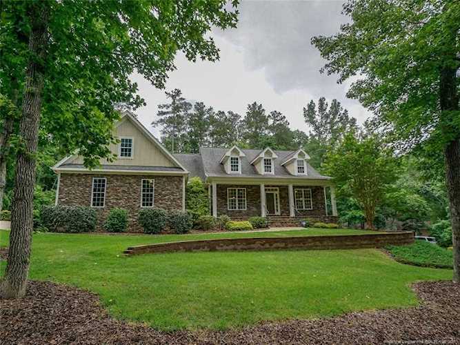 700 Bucks Ct Sanford, NC 27332 | MLS 636611 Photo 1