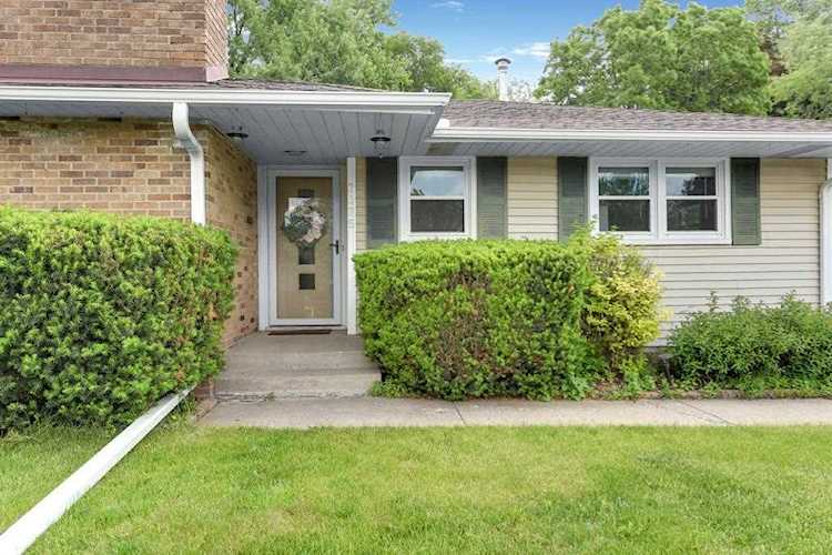 3025 Silver Lake Road NE Saint Anthony, MN 55418