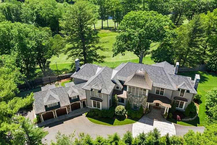 186 Meadowbrook Rd. Weston, MA 02493