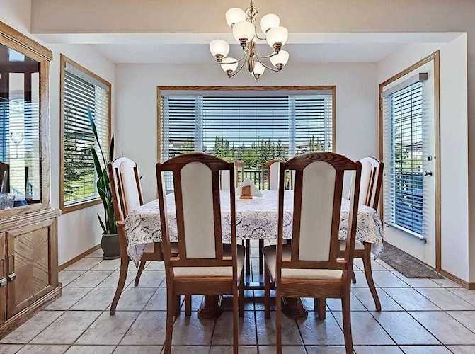 135 Panorama Hills Manor NW Calgary, AB T3K 5L2 | MLS ...