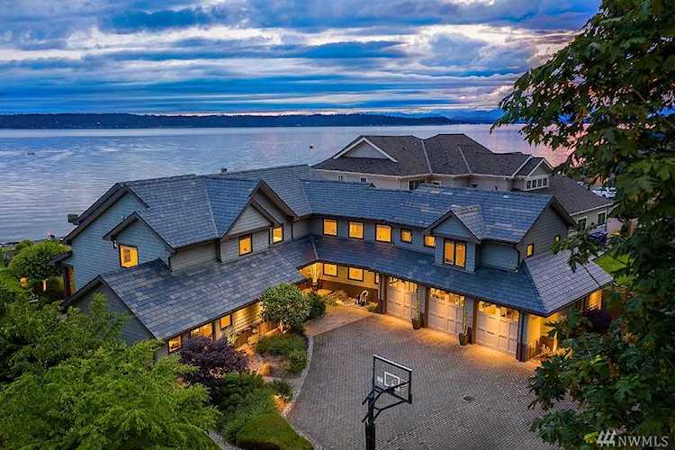 3323 SW Seola Lane Seattle, WA 98146