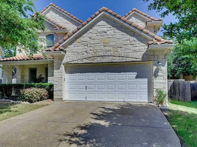15524 Interlachen Dr Austin, TX 78717