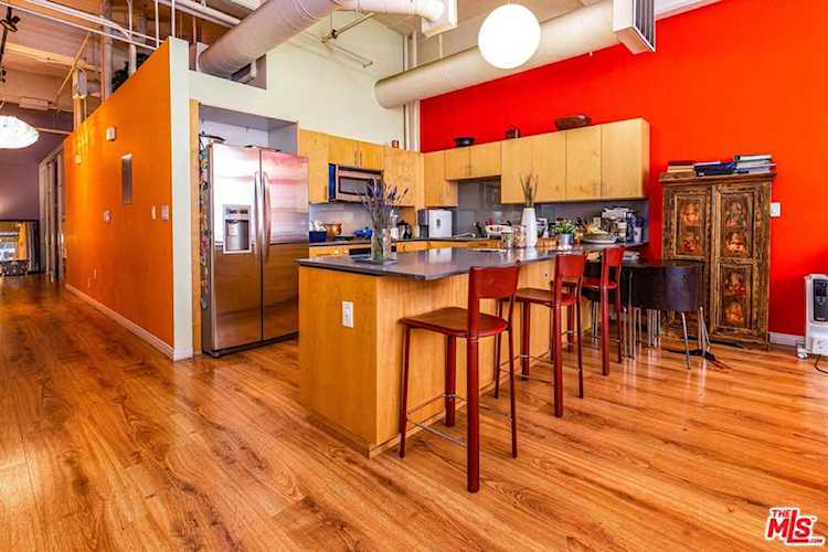 1130 S Flower Street #unit 215 Los Angeles, CA 90015