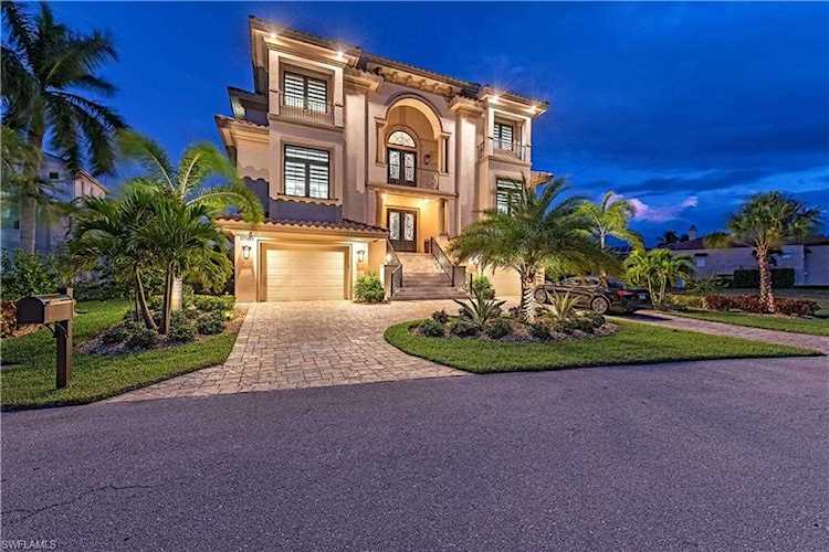 17051 Tidewater Ln Fort Myers, FL 33908