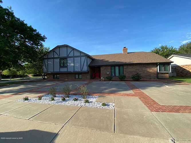 4032 Oakhurst DR Amarillo, TX 79109