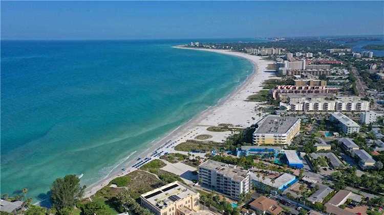 1001 Point of Rocks Rd #209 Sarasota, FL 34242
