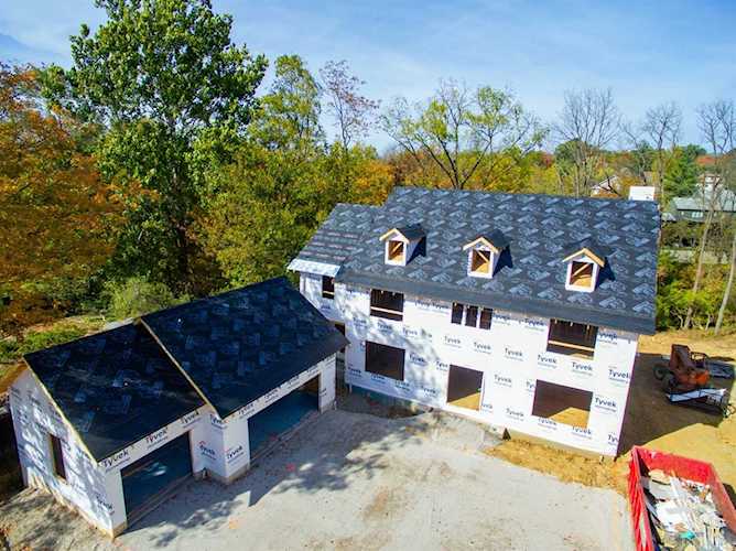 3256 1/2 Hardisty Cincinnati, OH 45208
