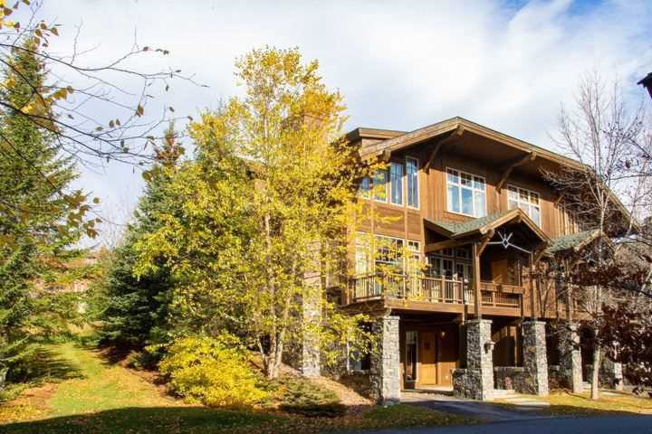38 Inspiration Ln #22 Stowe, VT 05672