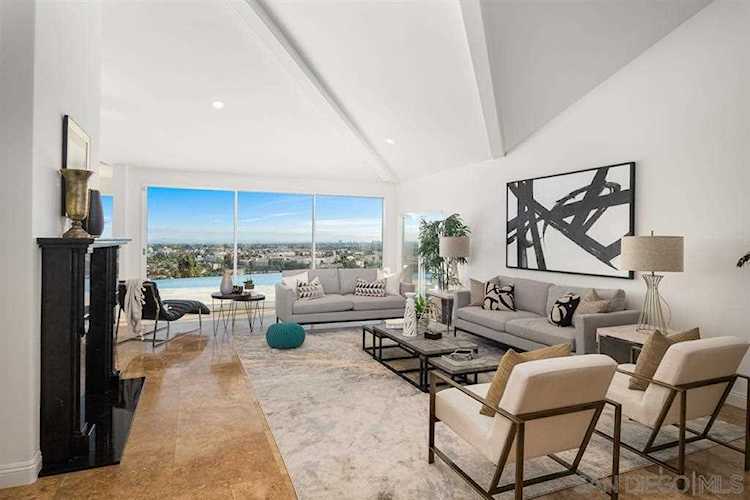 6355 Dwane Avenue San Diego, CA 92120