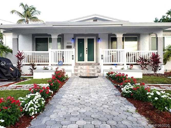 6206 SW 10th Ter West Miami, FL 33144
