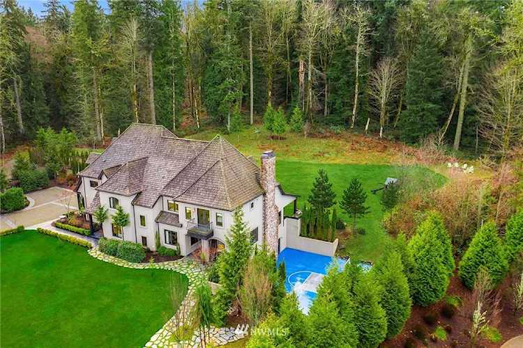 6756 266th Ct SE Issaquah, WA 98029 | MLS ® 1544011 Photo 1