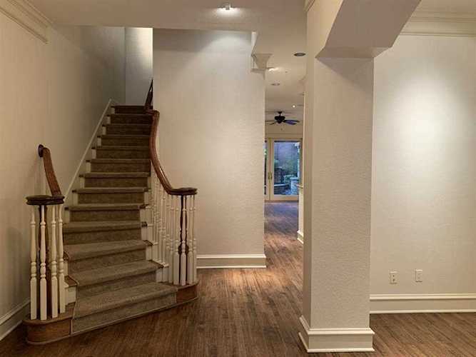 1514 Main Street Southlake, TX 76092