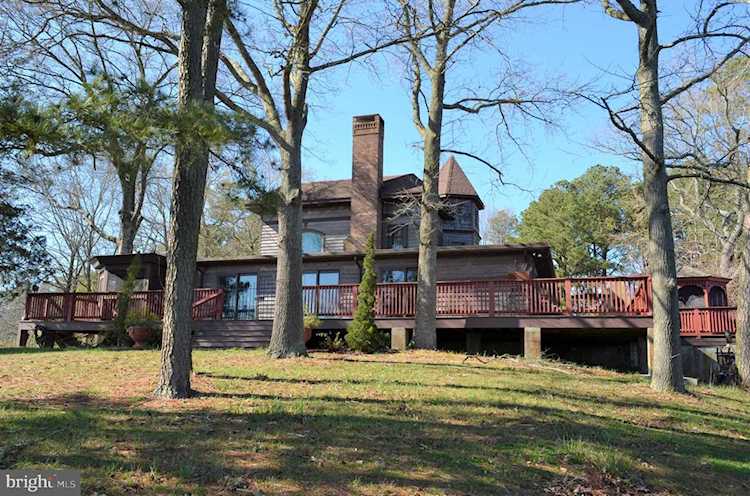 10820 Piney Island Dr Bishopville, MD 21813