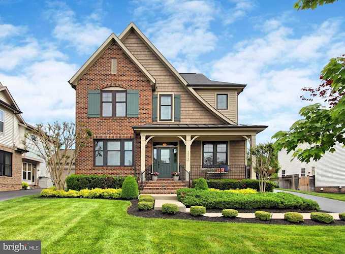 42278 Winter Haven Dr Brambleton, VA 20148 | MLS ® VALO411270 Photo 1