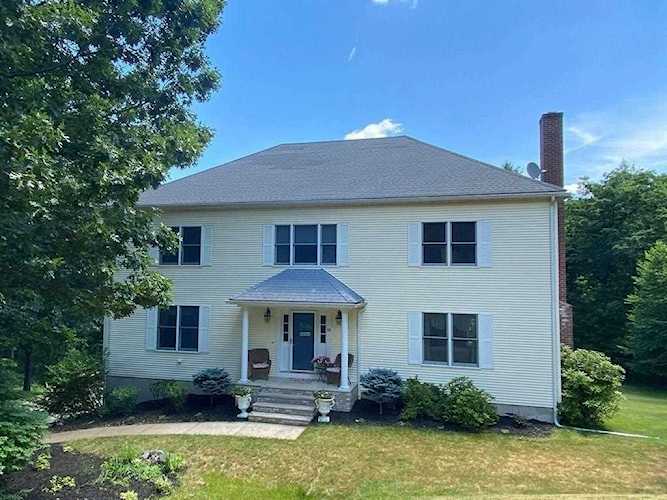59 Fuller Place Franklin, MA 02038