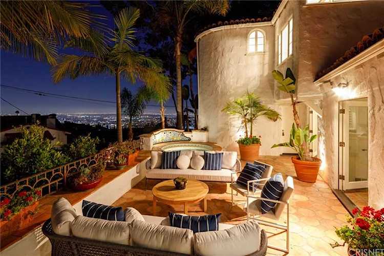 9277 Warbler Way Los Angeles, CA 90069
