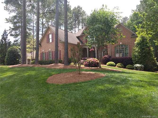 8919 Radford Ct Sherrills Ford NC 28673 | MLS #3633375 - Hendrix Properties Photo 1