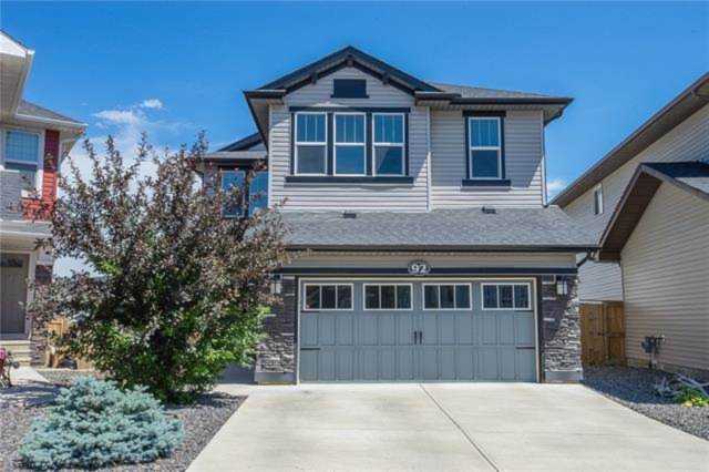 92 Sage Bank Crescent NW Calgary, AB T3R 0J2