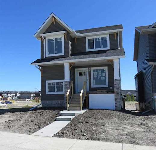 27 Willow Street Cochrane, AB T4C 2S8