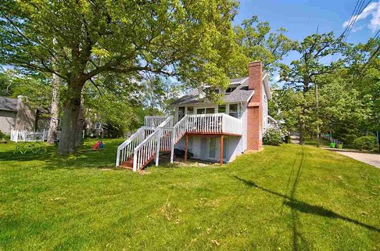 8760 Dexter Townhall Rd Dexter Twp, MI 48169