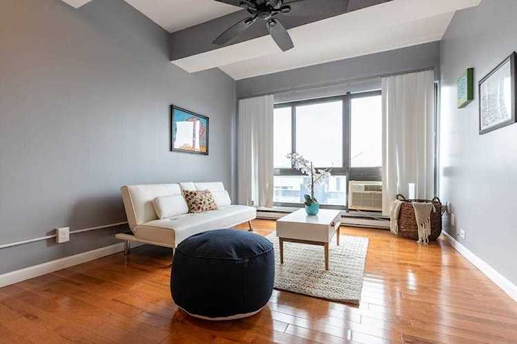 12 Stoneholm St #621 Boston, MA 02115
