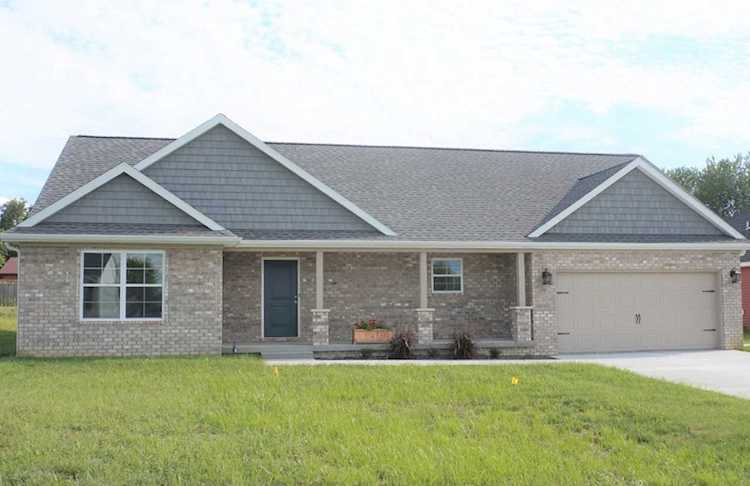 2565 W Susan Drive Princeton, IN 47670