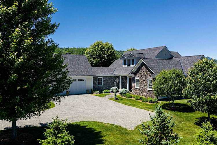 19 Smith Falls Ln Stowe, VT 05672