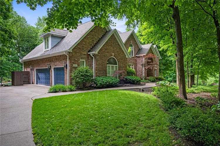 4647 Hickory Court Zionsville, IN 46077