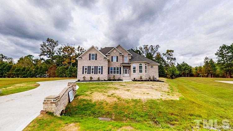 75 Fernbrook Circle Princeton, NC 27569