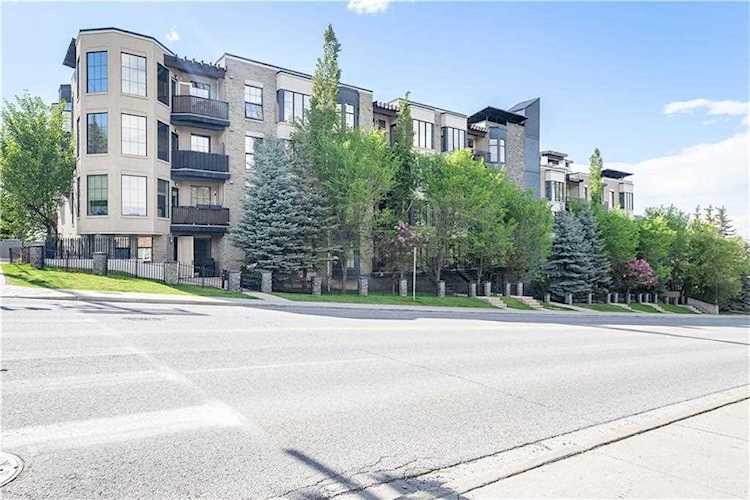 2307 14 St SW #10 Calgary, AB T2T 3T5