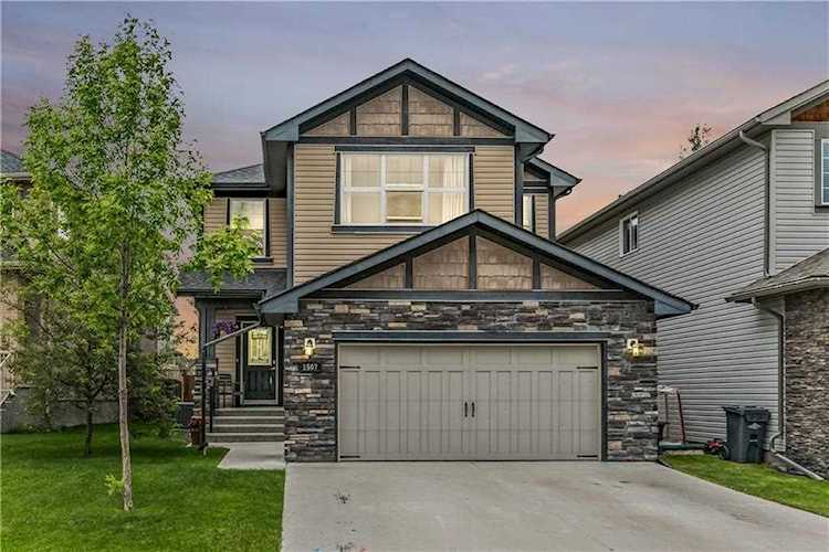 1507 Montgomery Close SE High River, AB T1V 0B8