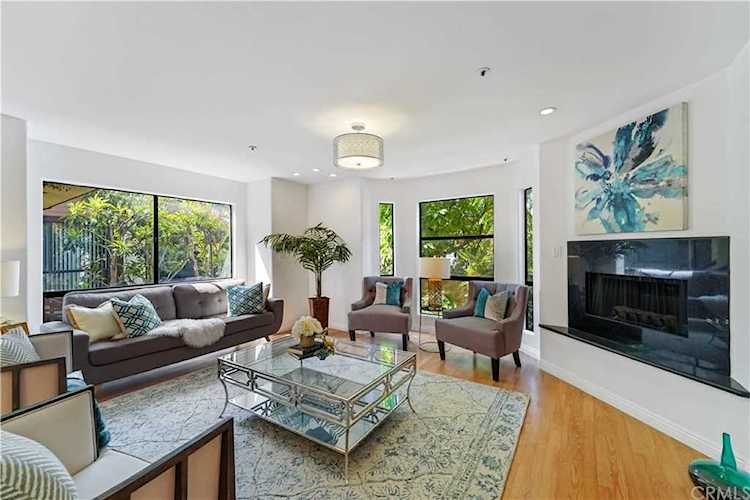 1161 Spazier Avenue #7 Glendale, CA 91201