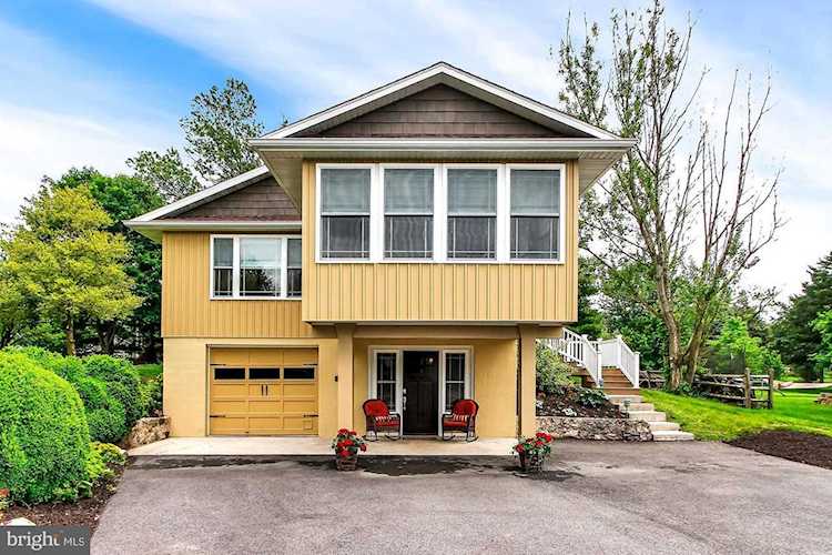 893 Heritage Dr Gettysburg, PA 17325