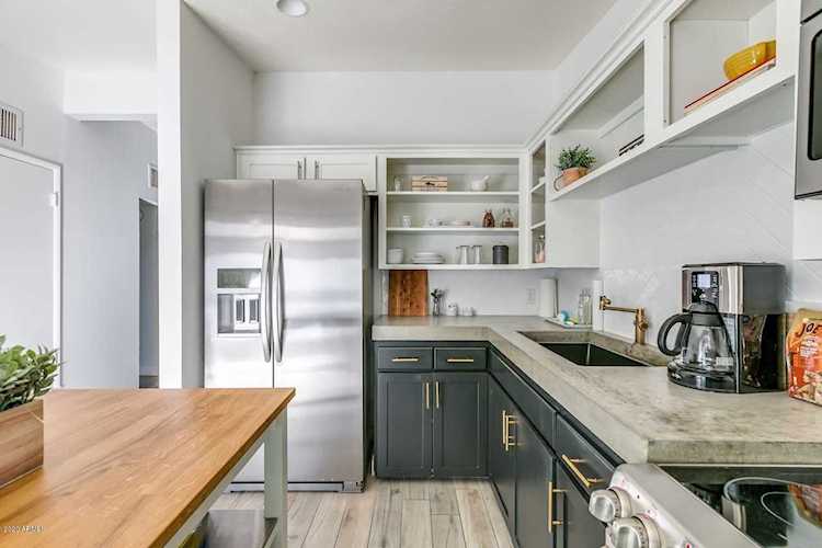 3817 N 9th Place Phoenix, AZ 85014
