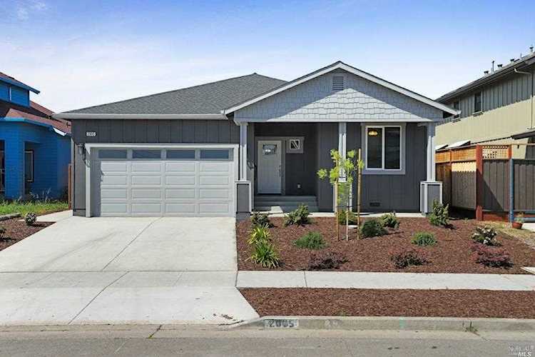 2005 San Miguel Avenue Santa Rosa, CA 95403