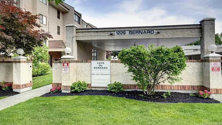 1229 Bernard Avenue Kelowna, BC V1Y6R3