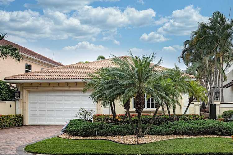 3555 Commodore Circle Delray Beach, FL 33483