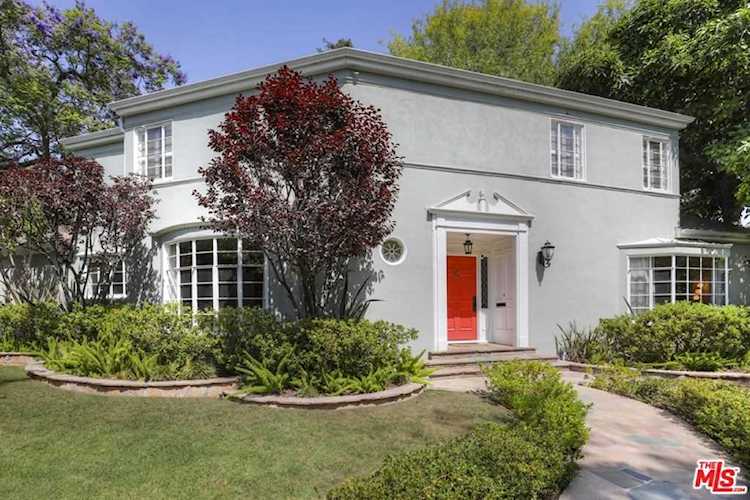 2530 N Commonwealth Avenue Los Angeles, CA 90027