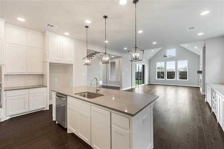 8629 Bandon Dunes Drive Mckinney, TX 75070