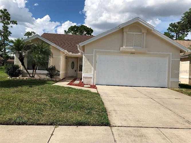2805 Falling Tree CIRCLE Orlando, FL 32837