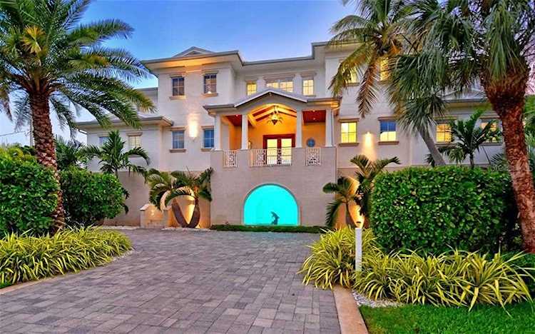 3475 Gulf of Mexico Dr Longboat Key, FL 34228
