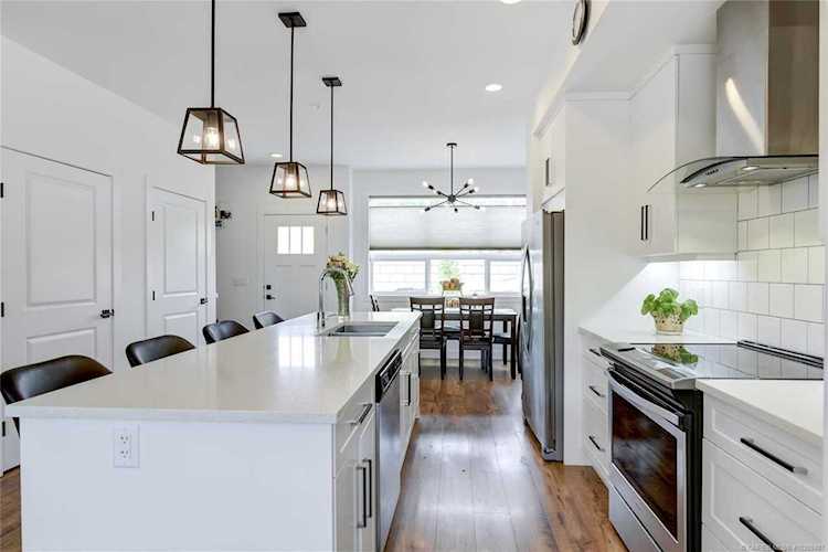 12075 Oceola Road Lake Country, BC V4H1H1