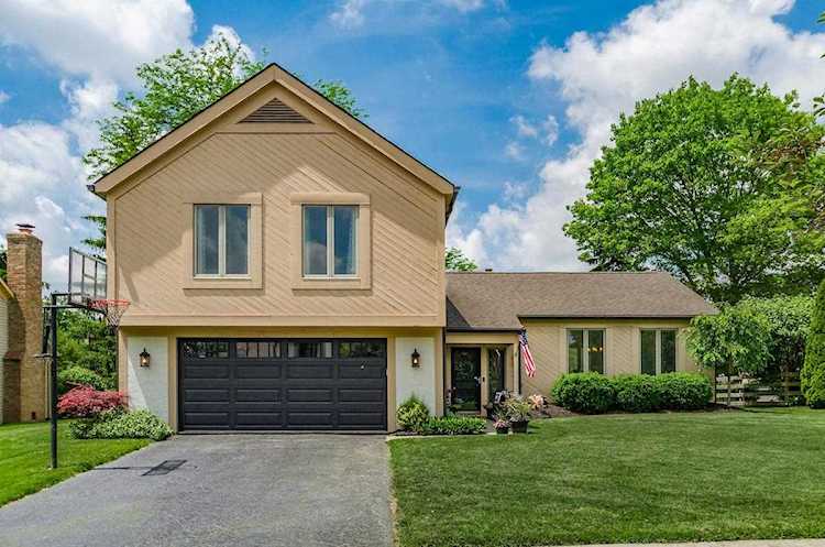 339 Pebble Creek Drive Dublin, OH 43017 | MLS 220020391 - Franklin Photo 1