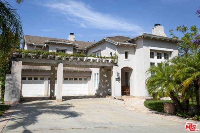 3331 Castleman Lane Burbank, CA 91504