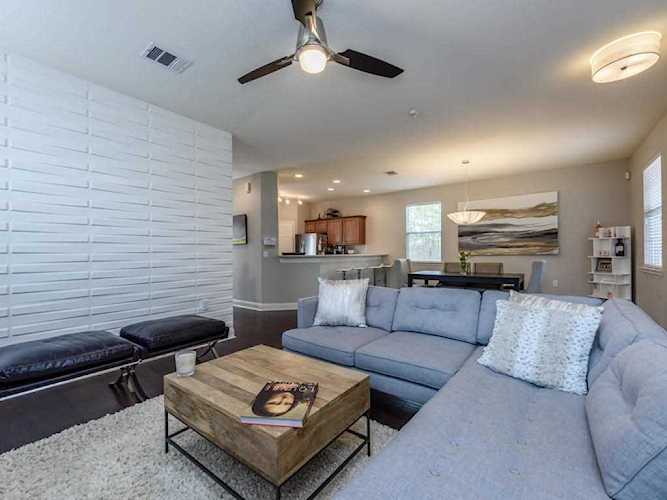 2203 Santa Rosa St Austin, TX 78702